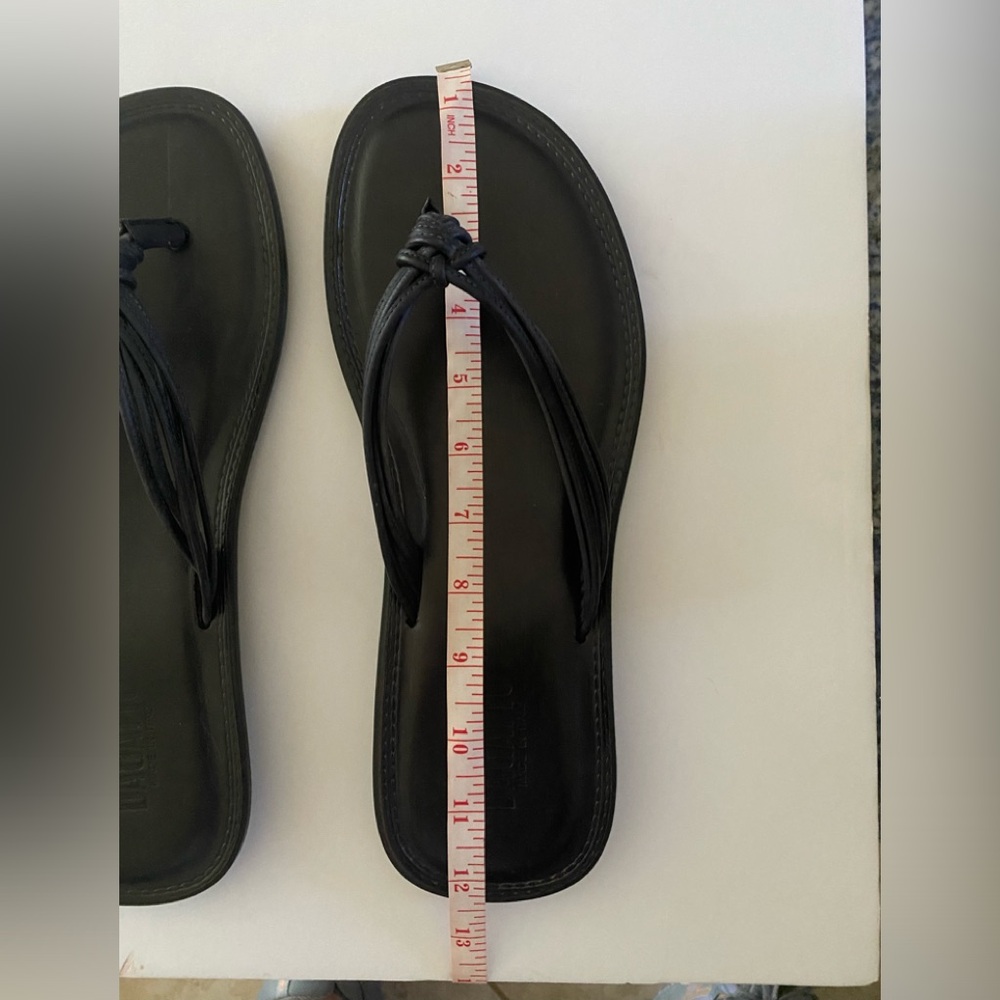 BAGATTO ITALY BLACK LEATHER THONG STRAP SANDAL - Picture 5 of 5